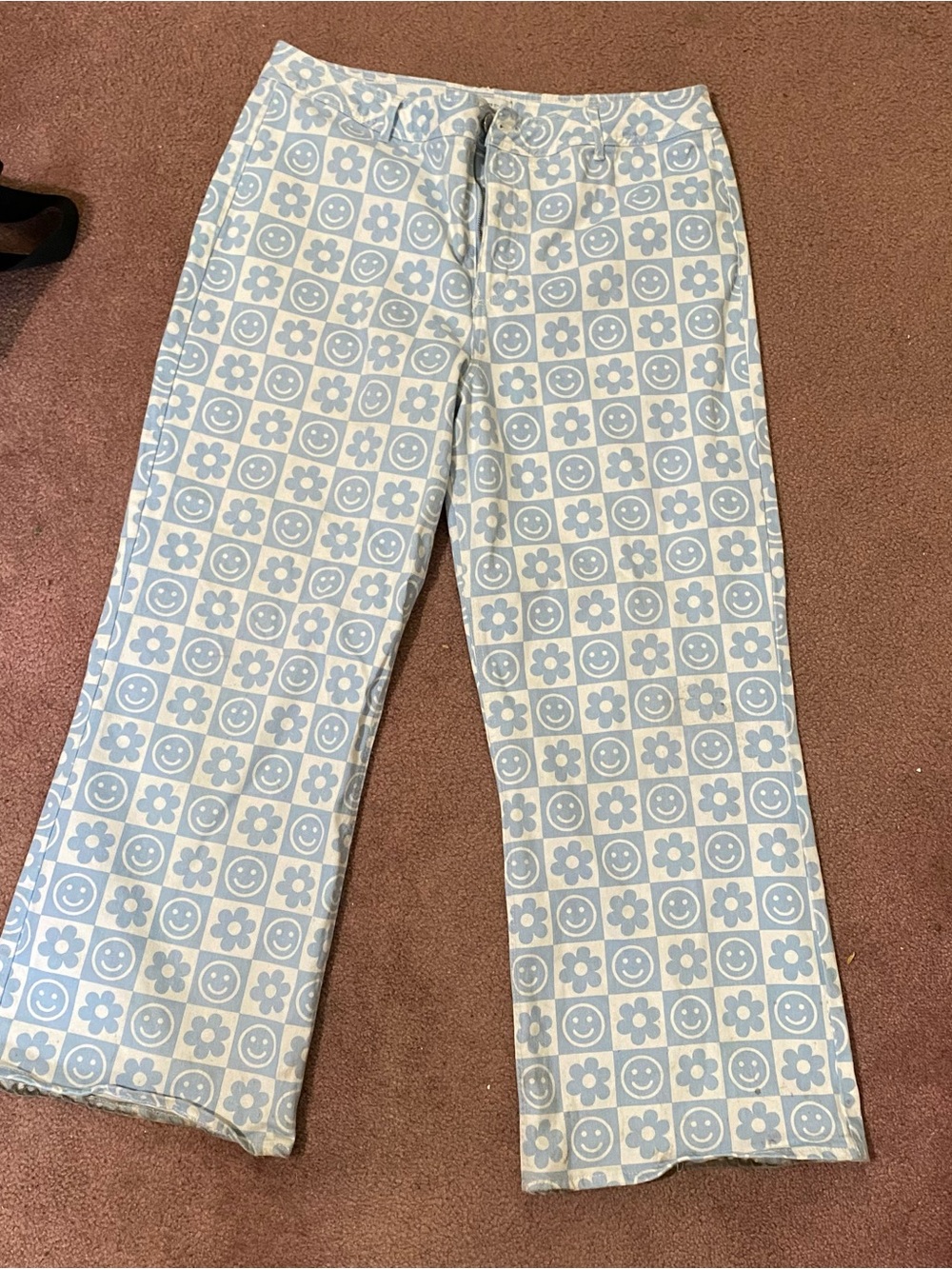 Forever 21 Light Blue and White Smiley Flower Straight Leg Pants